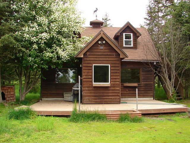Sweet Cottage on 2.2 Acres