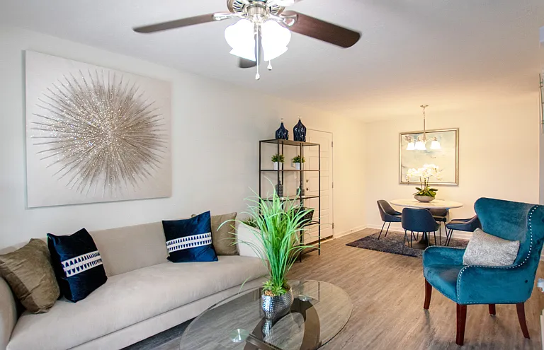 The Champion at Bluegrass Apartments — Photo 2