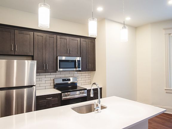 3rd image of 1211 Porter St #3