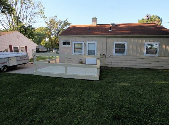 2nd image of 520 Kirkwood Dr