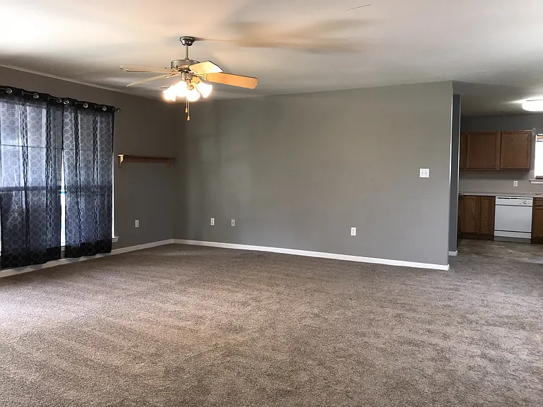 11342 Woodlore Ave — Photo 7