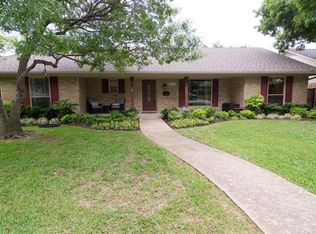 9238 Loma Vista Dr, Dallas, TX 75243