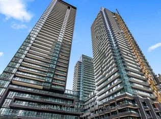 110 Broadway Ave #906S, Toronto, ON M4P 1V7