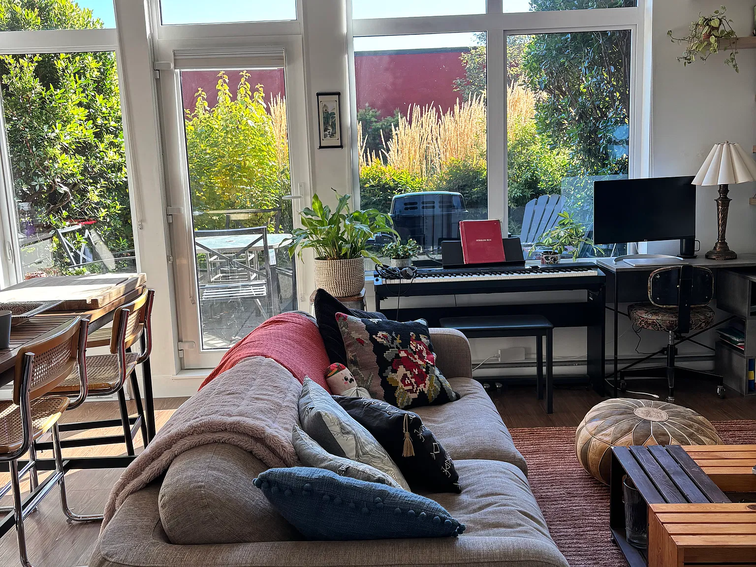 1 bed, 480 sqft, $2,200 — Photo 1