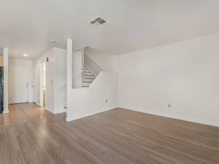 5267 Westwind Rd — Photo 12