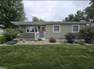 402 E Pennington St, West Burlington, IA 52655