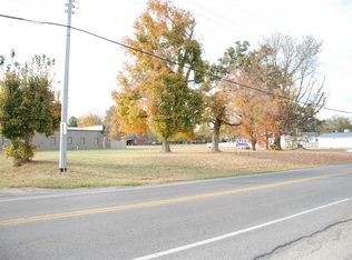 616 S 4th St, Murray, KY 42071