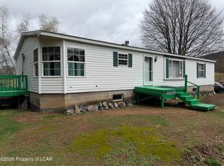 61 E Hollow Rd, Nescopeck, PA 18635