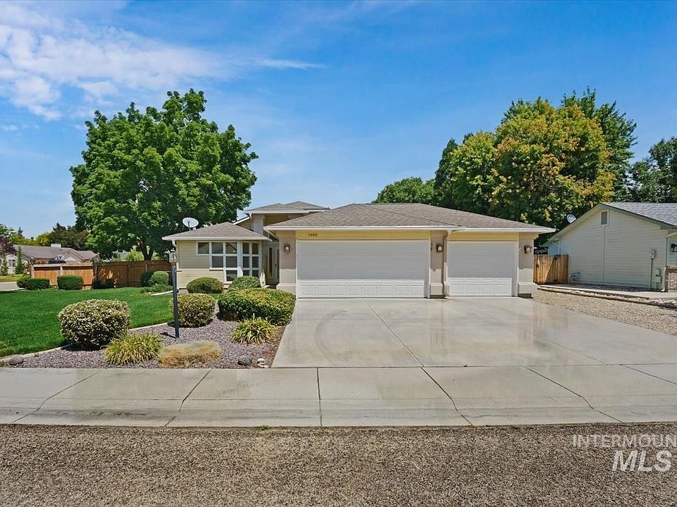 1st image of 1468 E Bishop Dr