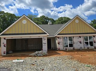 176 Lake Meadows Dr #48, Winder, GA