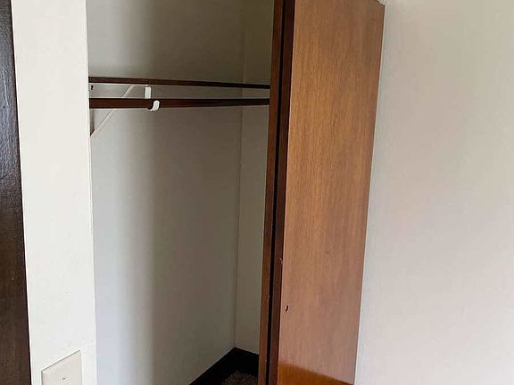 5th image of 7212 Camden Ave N APT 224