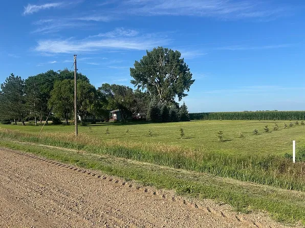 2424 Buchanan Ave, Salix, IA 51052