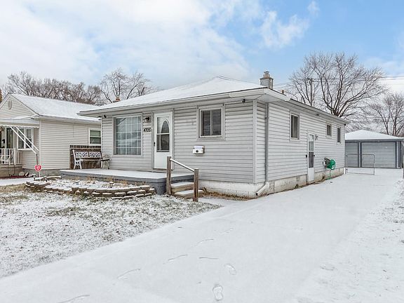 3rd image of 4705 Raymond Ave