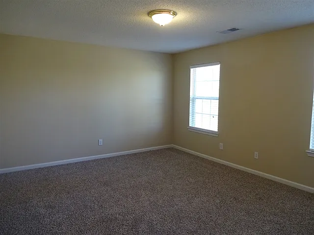 1610 Thornwick Trce — Photo 10