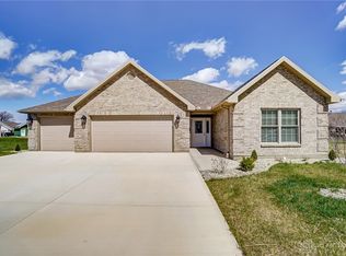 623 Hamshaw Ct, Troy, OH
