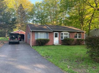 1338 Madison Ave, Pocono Summit, PA 18346