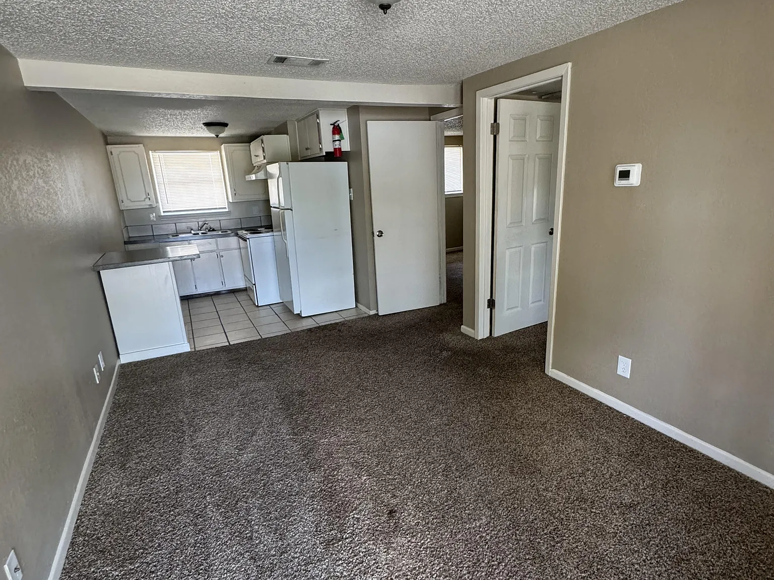 602 - 1 - 1 D — Photo 2