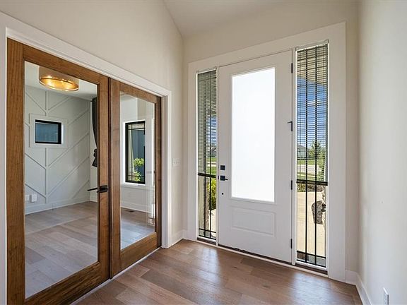 5th image of 4813 NE Freehold Ct