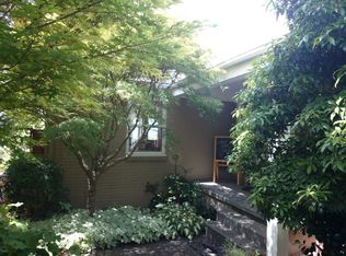 3415 59th Ave SW, Seattle, WA 98116