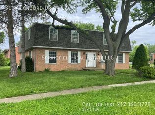3116 Concord Dr #4, Springfield, IL 62704