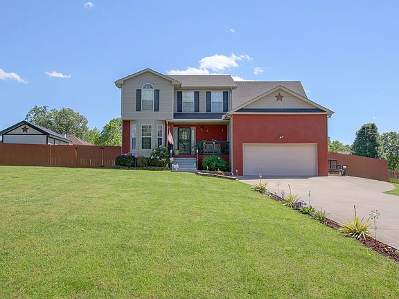 2nd image of 490 Kristie Michelle Ln