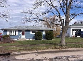 2124 E 42nd St, Erie, PA 16510