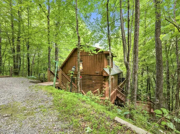 301 Bailey Ave, Bryson City, NC 28713