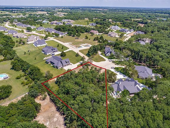 4th image of 507 Charlie Joseph Dr