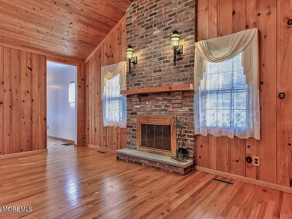 3rd image of 331 Morris Boulevard