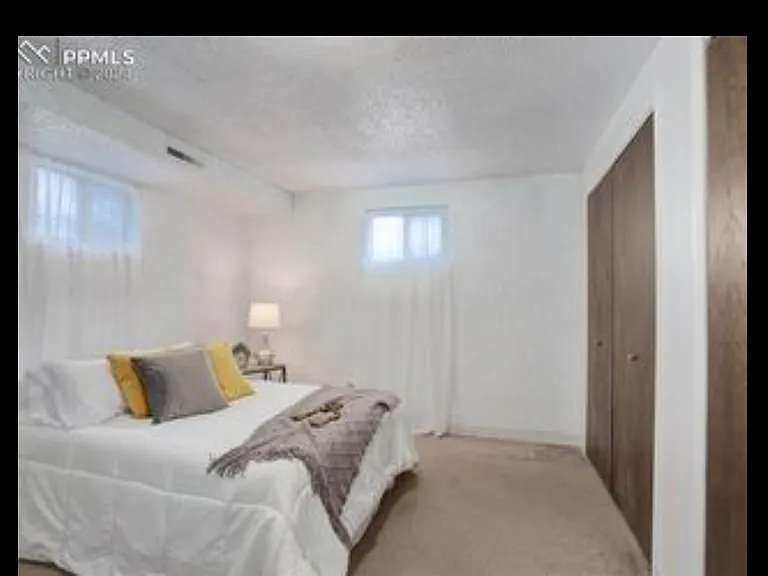 1318 Westend Ave — Photo 11