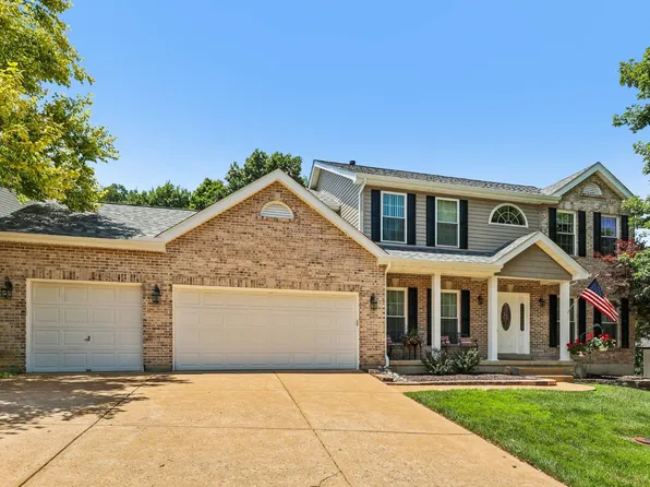 2836 Woodbridge Estates Dr, Saint Louis, MO 63129