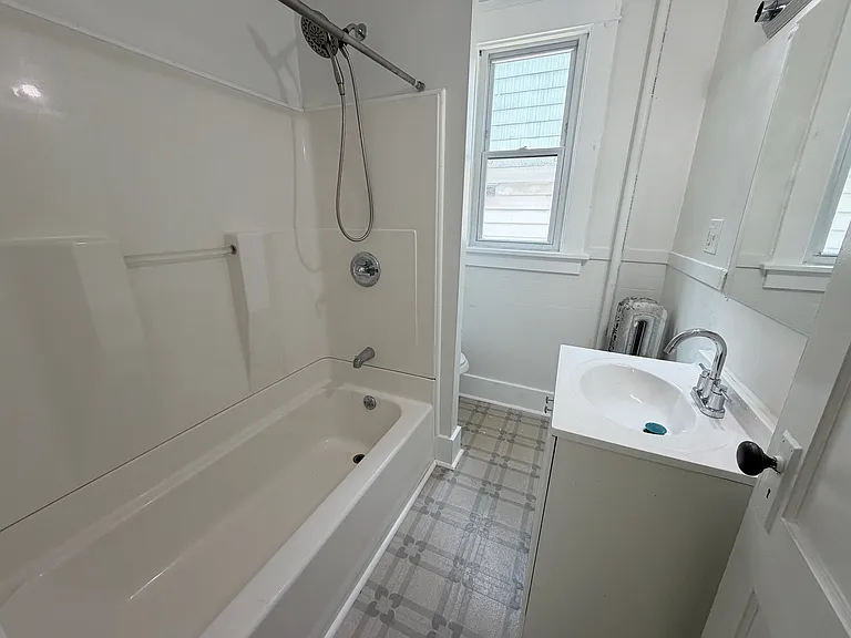 250 Elm St #1 — Photo 13