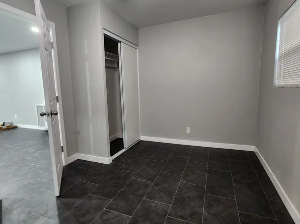 117 N Lowell St APT 5, Lake Elsinore, CA 92530