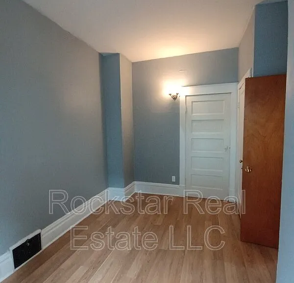 519 E Ermina Ave — Photo 43