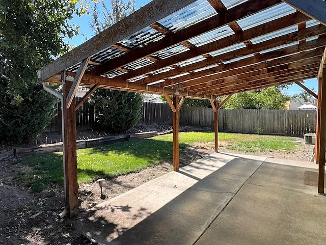 2108 Corona Ave — Photo 11