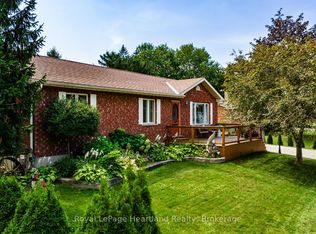 30 North St, Huron East, ON N0K1G0