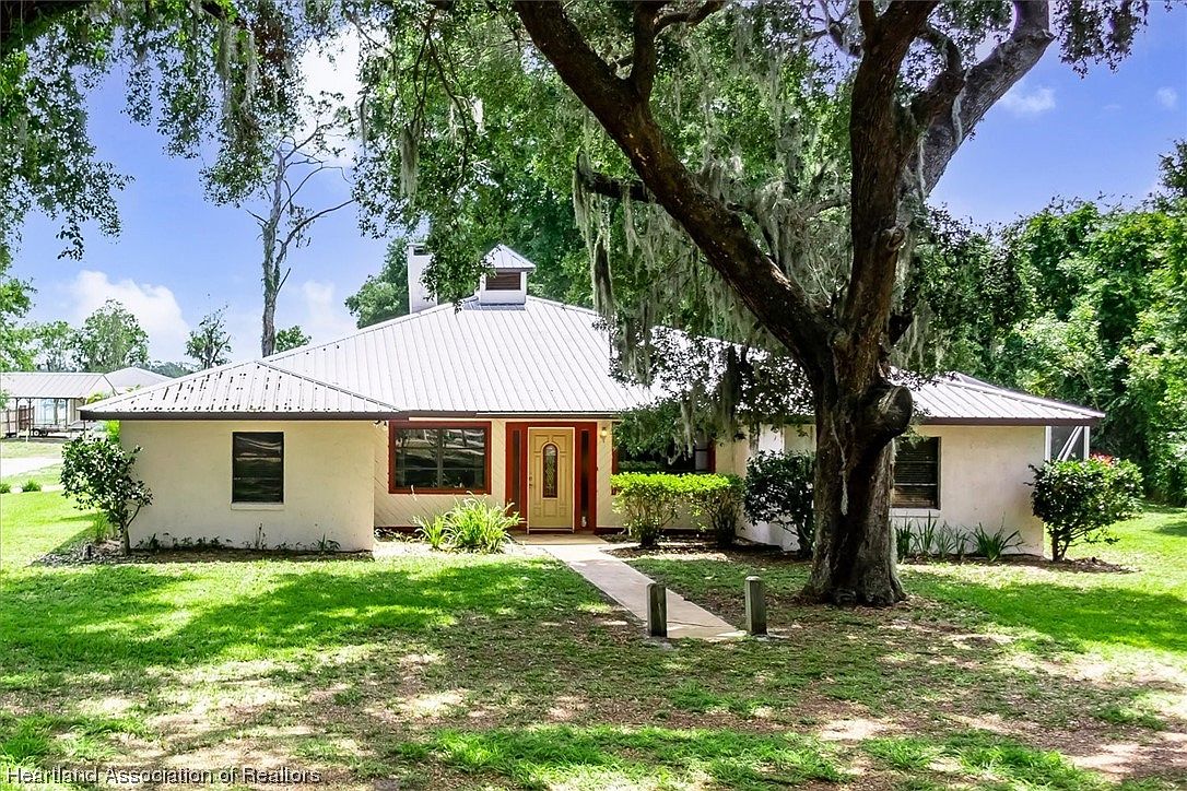 30 Placid Oaks Dr, Lake Placid, FL 33852 MLS 293879 Zillow