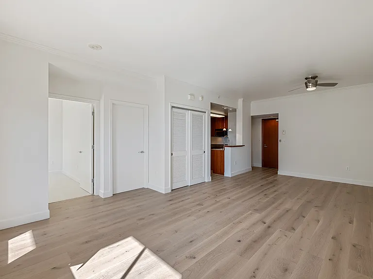 246 2nd St #1301 — Photo 12