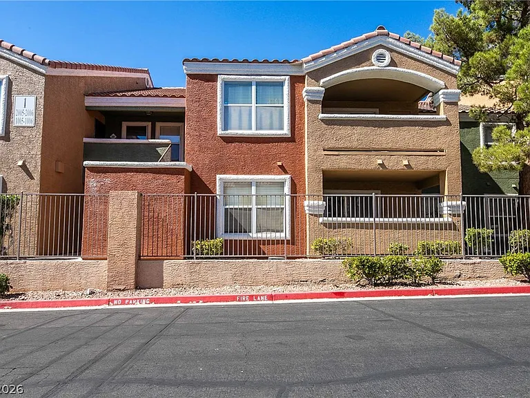 8101 W Flamingo Rd #2006 — Photo 2