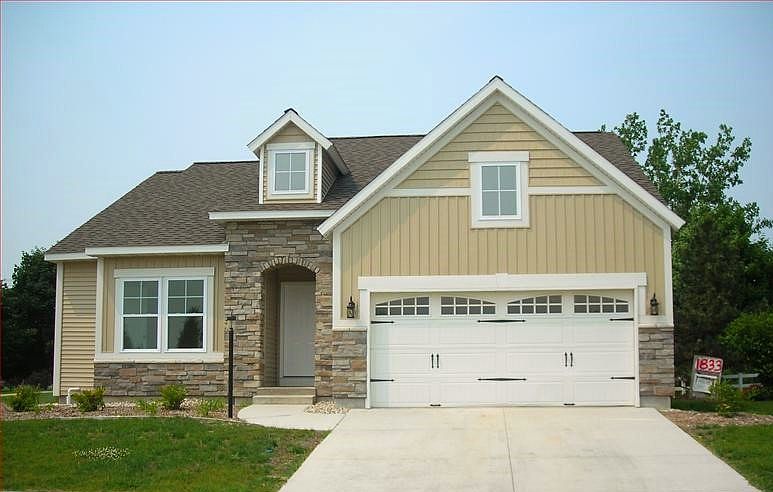 1st image of 1833 Hollow Creek Dr SE