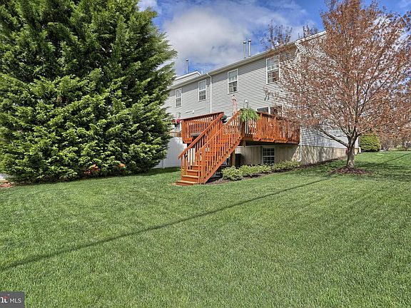 4th image of 14 Bradford Cir #L-0044