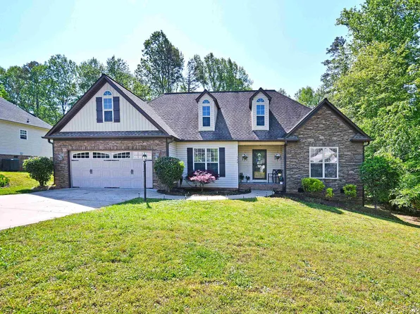 740 W River Grove Cir, Roebuck, SC 29376