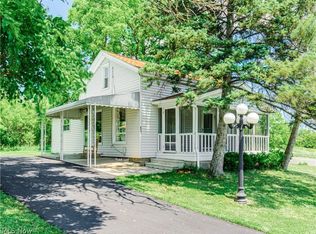 4041 Bellaire Ln, Peninsula, OH 44264