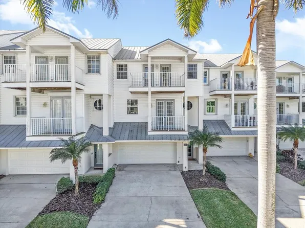 135 Bath Club Cir, North Redington Beach, FL 33708