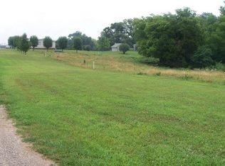 566 Lessenberry Rd, Cave City, KY 42127