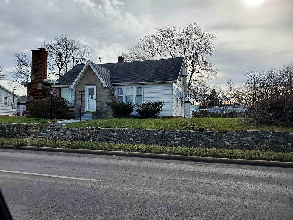 1st image of 1421 W Memorial Dr