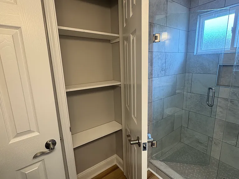 2633 Vail Ave — Photo 8