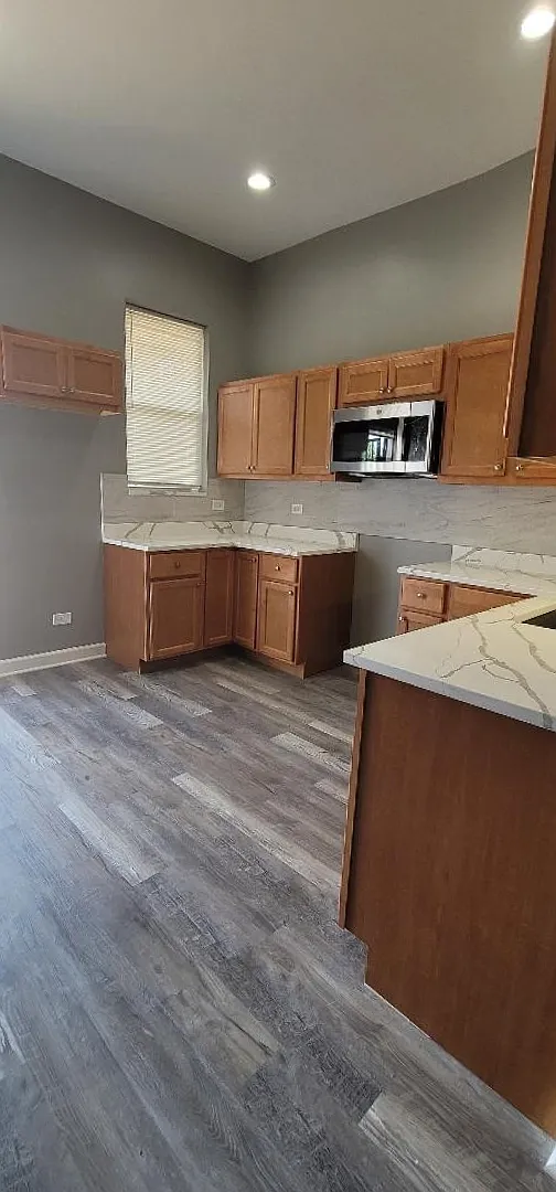3 bed, $1,850 — Photo 3
