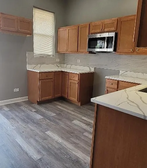 6721 S Green St #2S — Photo 3