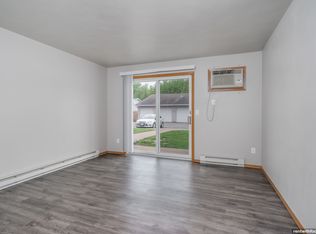 1325 Vandenbroek Rd #5, Little Chute, WI 54140